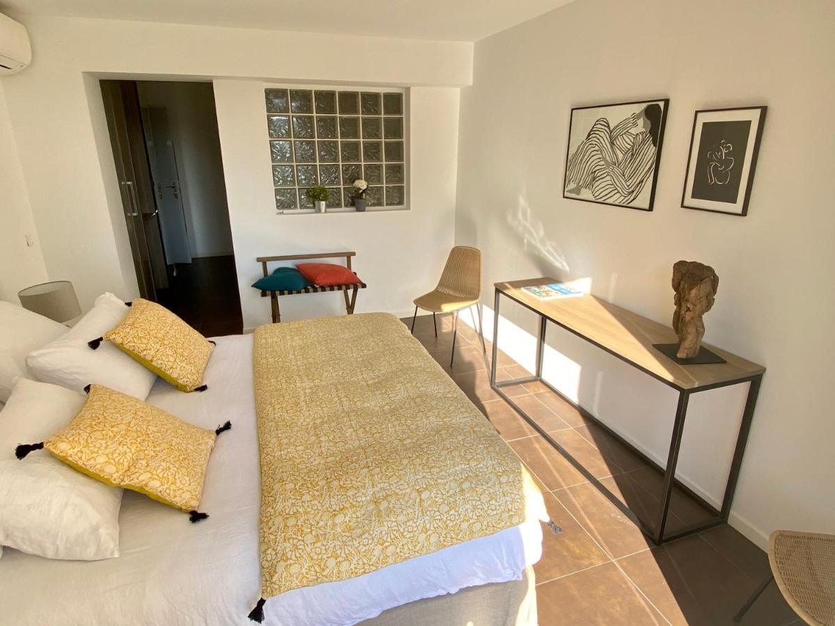 A Casa Bianca Hotel Saint-Paul-de-Vence Bagian luar foto